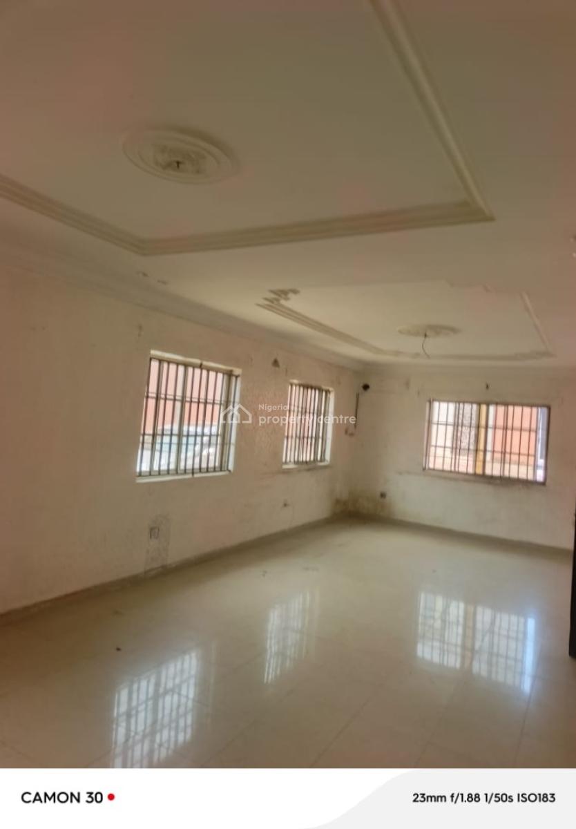 Well-finished 3-bedroom Apartment, Isheri Phase1, Magodo, Lagos, Flat / Apartment for Sale