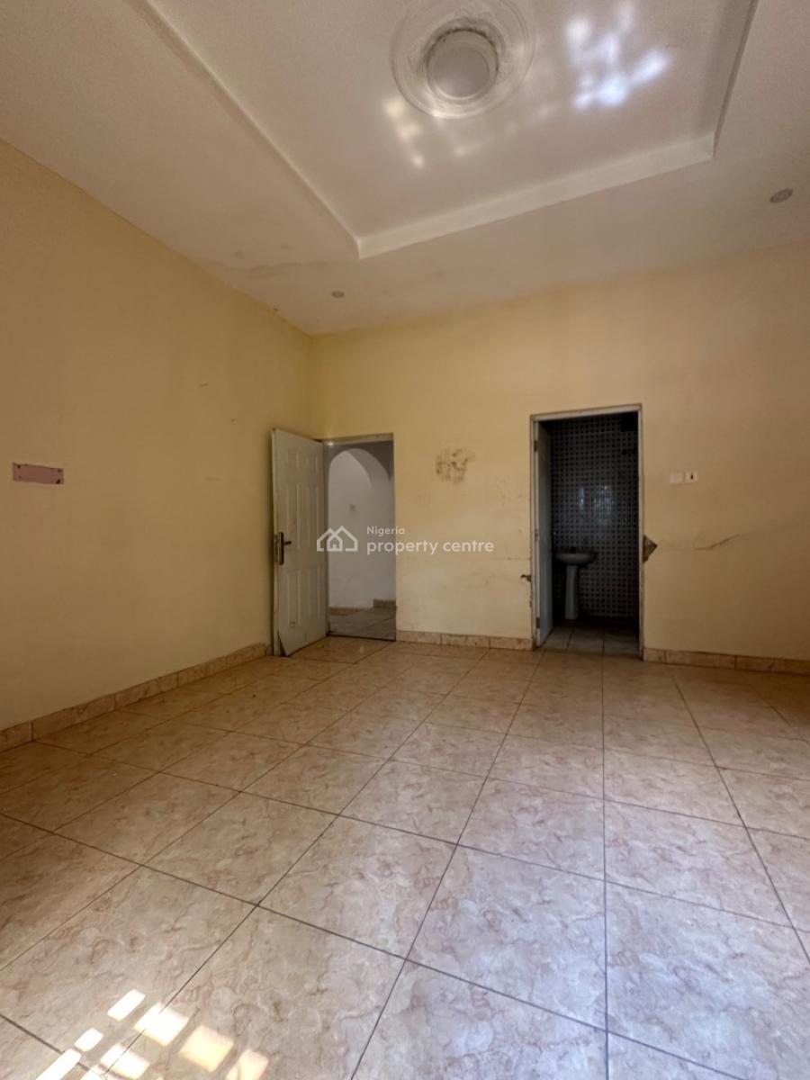 Luxury Spacious 5 Bedroom Duplex, By The Express, Lokogoma District, Abuja, Detached Duplex for Sale