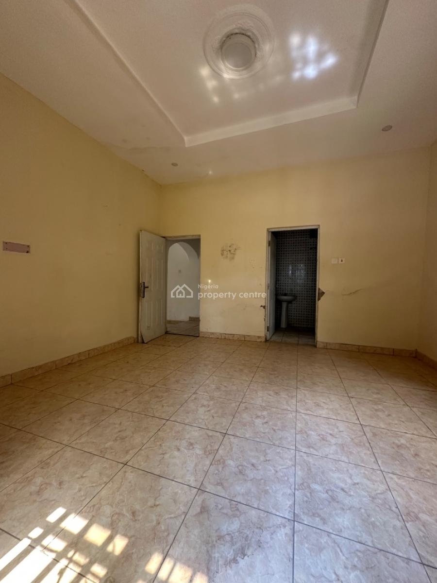 Luxury Spacious 5 Bedroom Duplex, By The Express, Lokogoma District, Abuja, Detached Duplex for Sale