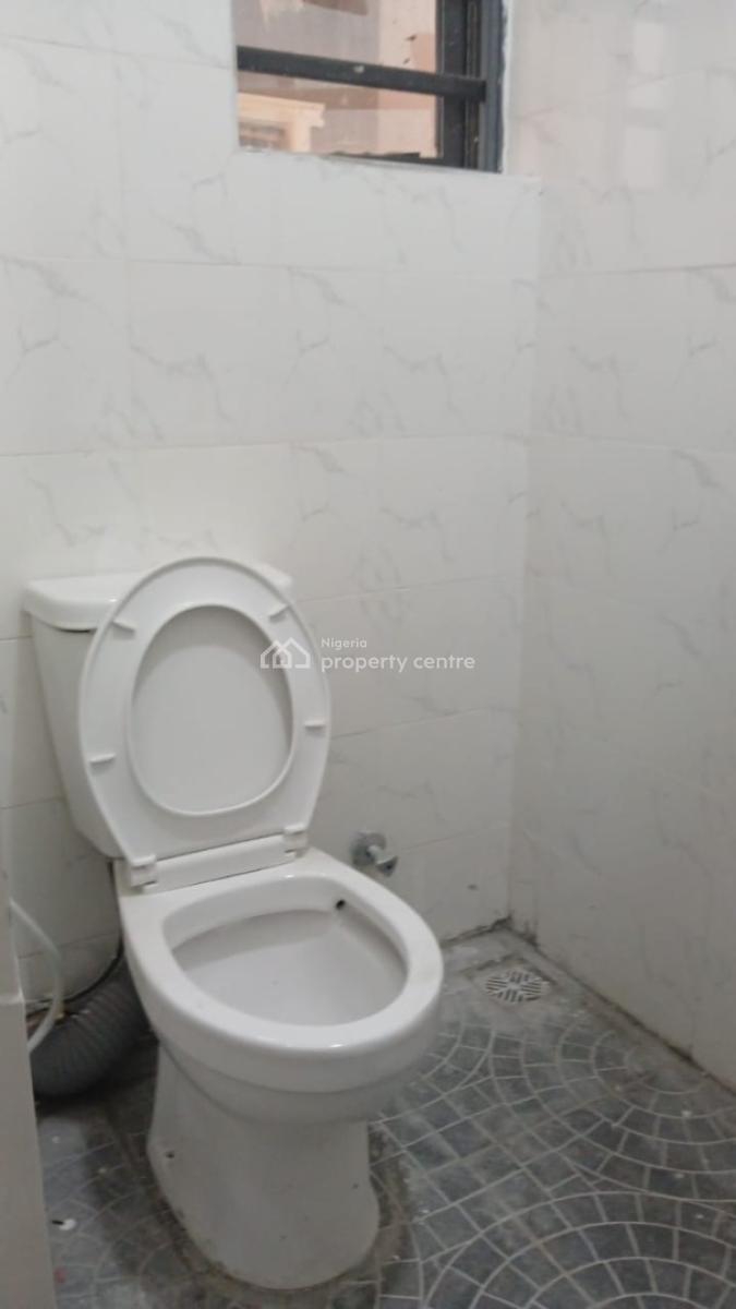 Executive 2 Bedroom Apartment, Ogombo, Ajah, Lagos, Flat / Apartment for Rent