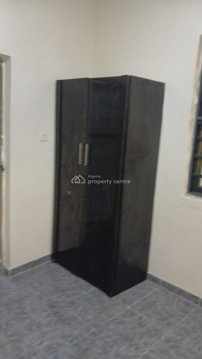 Executive 2 Bedroom Apartment, Ogombo, Ajah, Lagos, Flat / Apartment for Rent