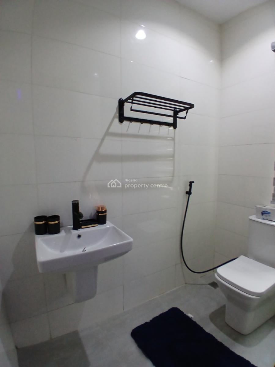 Furnished and Serviced with 24 Hours Power Supply 2 Bedroom Ensuite Flat, Lekki Phase 1, Lekki, Lagos, Flat / Apartment for Rent