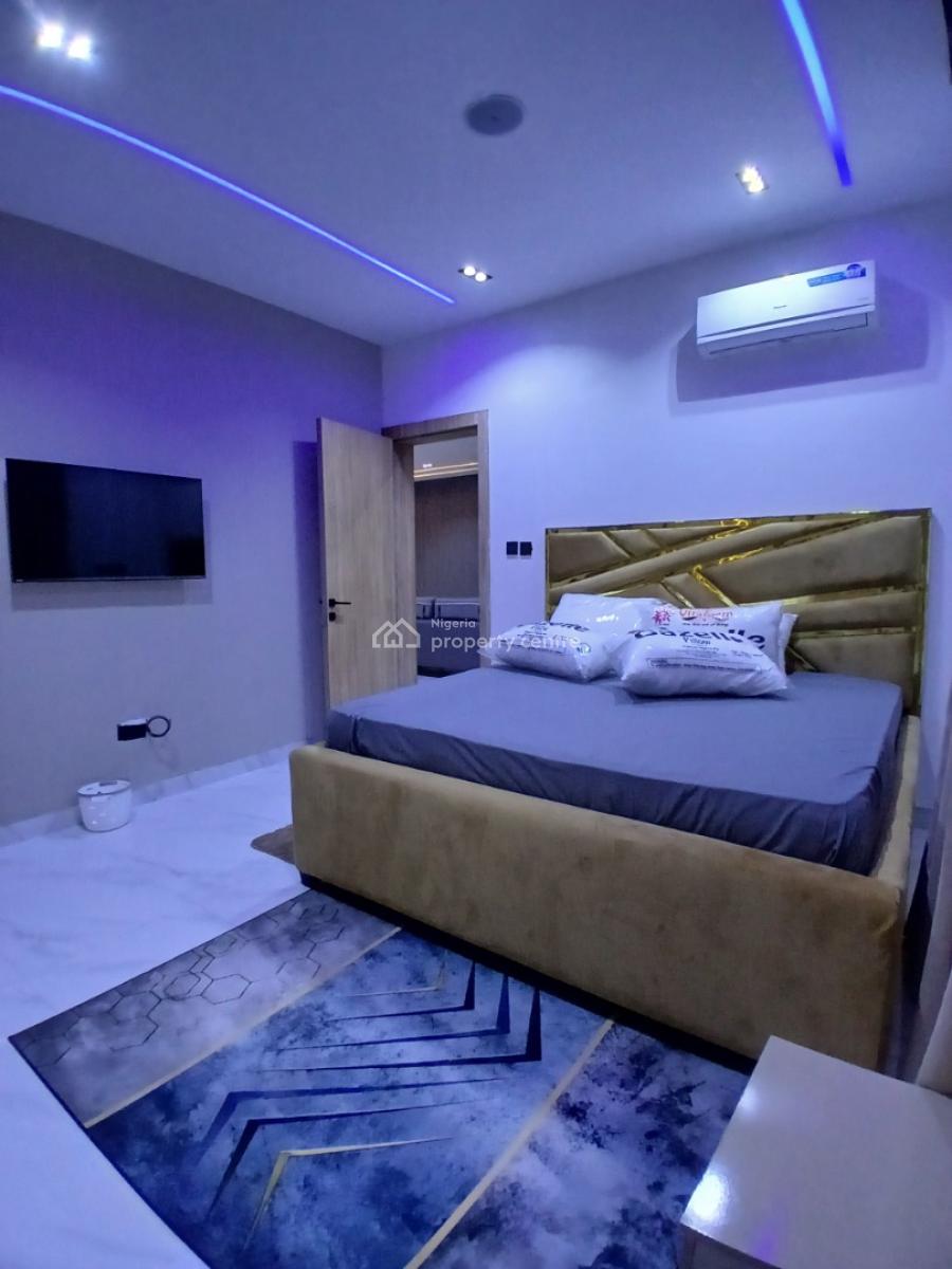 Furnished and Serviced with 24 Hours Power Supply 2 Bedroom Ensuite Flat, Lekki Phase 1, Lekki, Lagos, Flat / Apartment for Rent