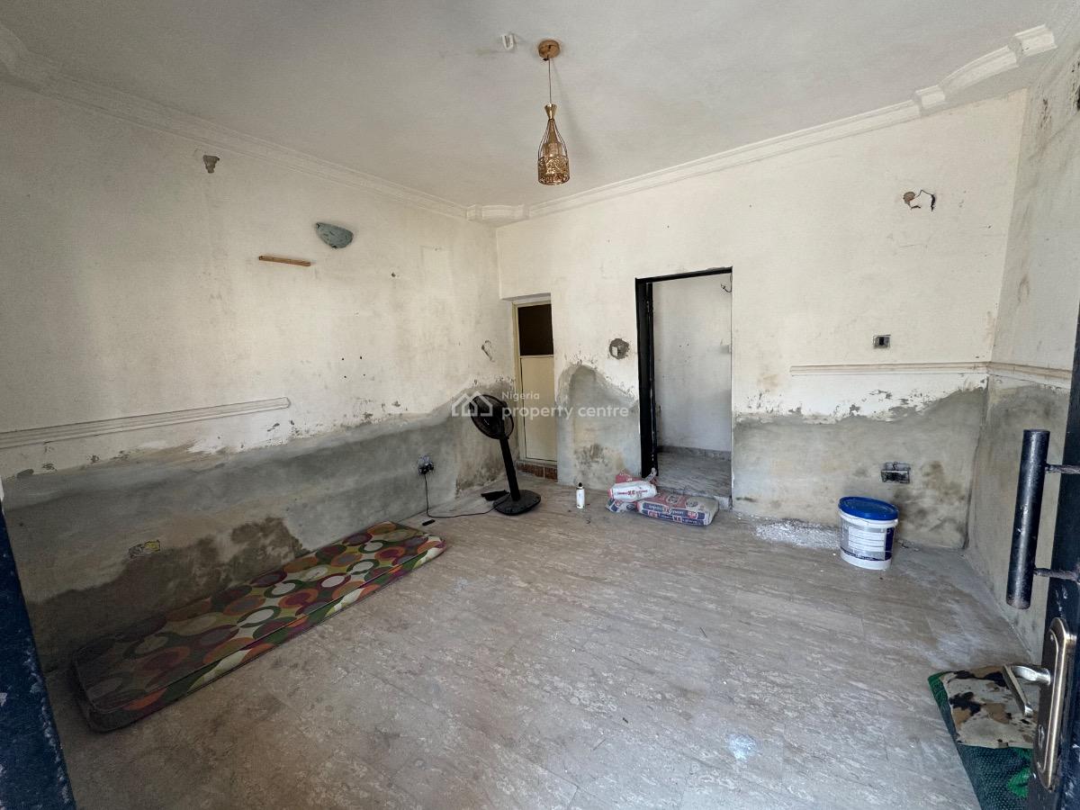 a Room Selfcon, Lekki Phase 1, Lekki, Lagos, Self Contain (single Rooms) for Rent