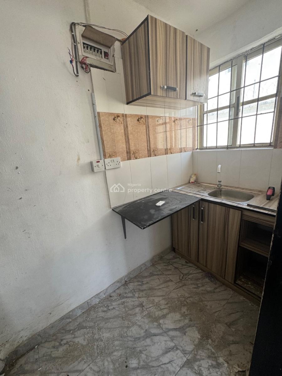 a Room Selfcon, Lekki Phase 1, Lekki, Lagos, Self Contain (single Rooms) for Rent