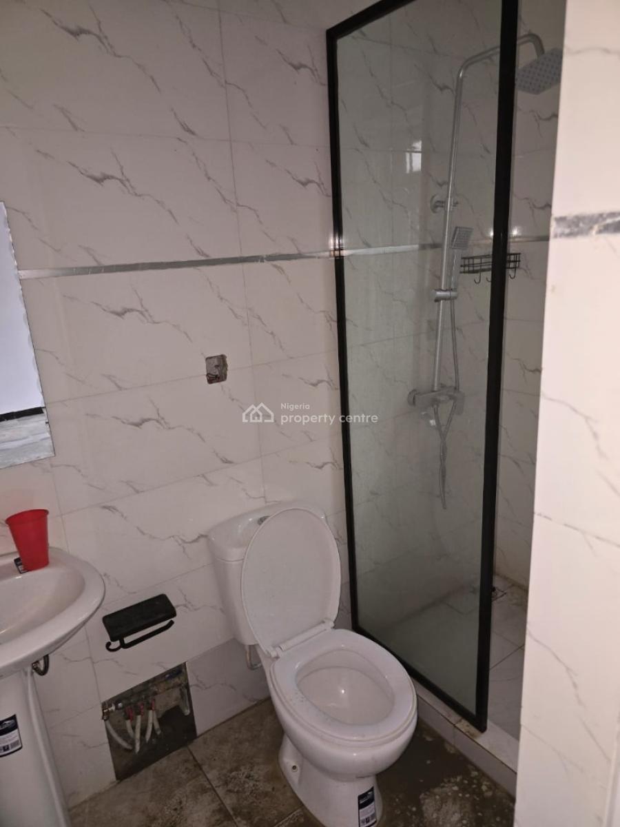 2-bedroom Apartment, Off Freedom Way, Lekki Phase 1, Lekki, Lagos, Flat / Apartment for Rent