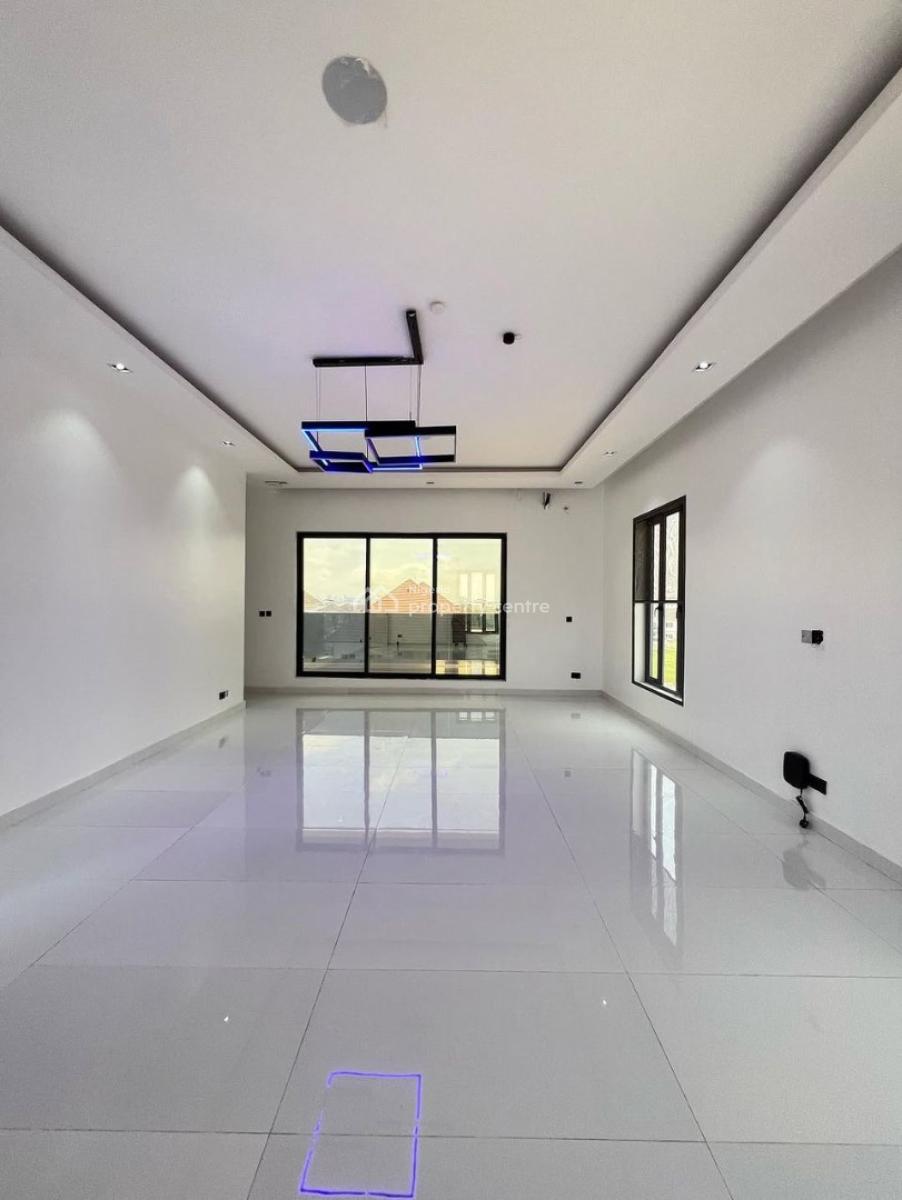 Beautiful Fully Detached 5 Bedroom with 2 Rooms Bq, Pinnock Beach Estate Ikate, Lekki Phase 1, Lekki, Lagos, Detached Duplex for Sale