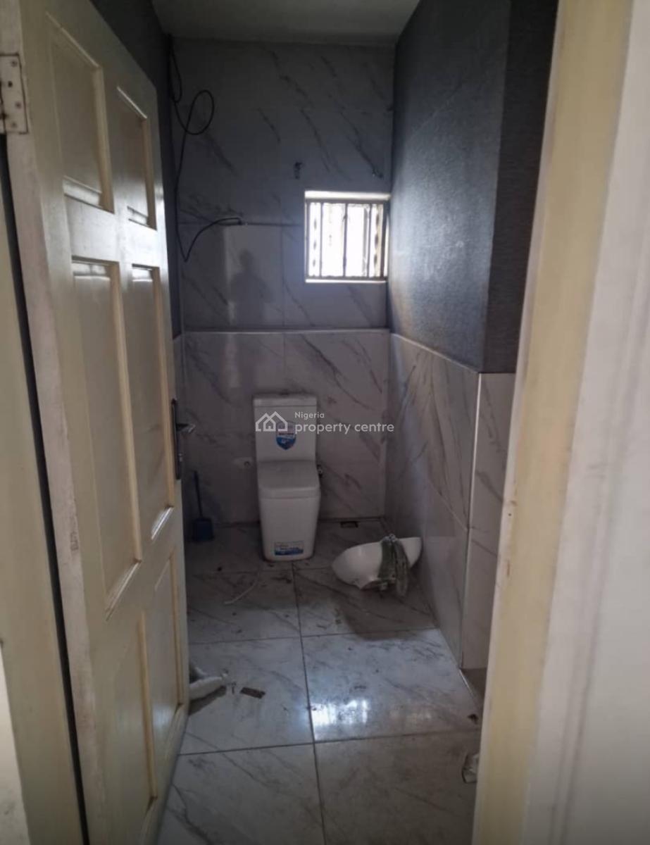 Commercial Building  with Excellent Facilities, Fola Osibo, Lekki Phase 1, Lekki, Lagos, Commercial Property for Rent