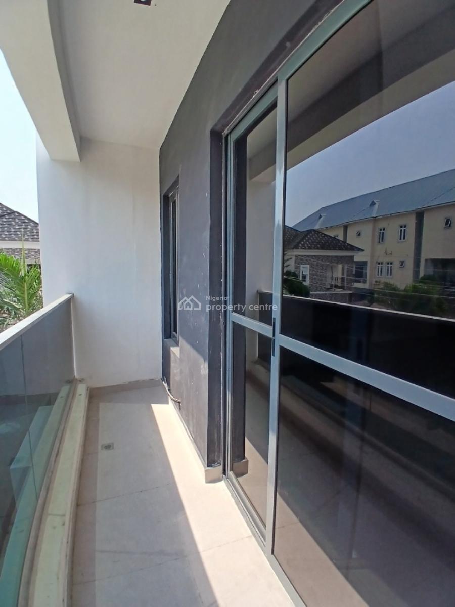 3 Bedroom En-suite Serviced Flat with 24/7 Power Supply, Fitted Kitchen, Ikate, Lekki, Lagos, Flat / Apartment for Sale