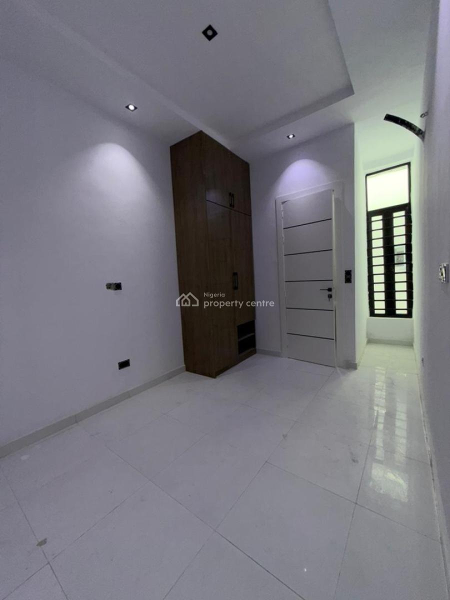 Nicely Built 3 Bedroom Terrace Duplex with Bq, Ikota, Lekki, Lagos, Terraced Duplex for Sale