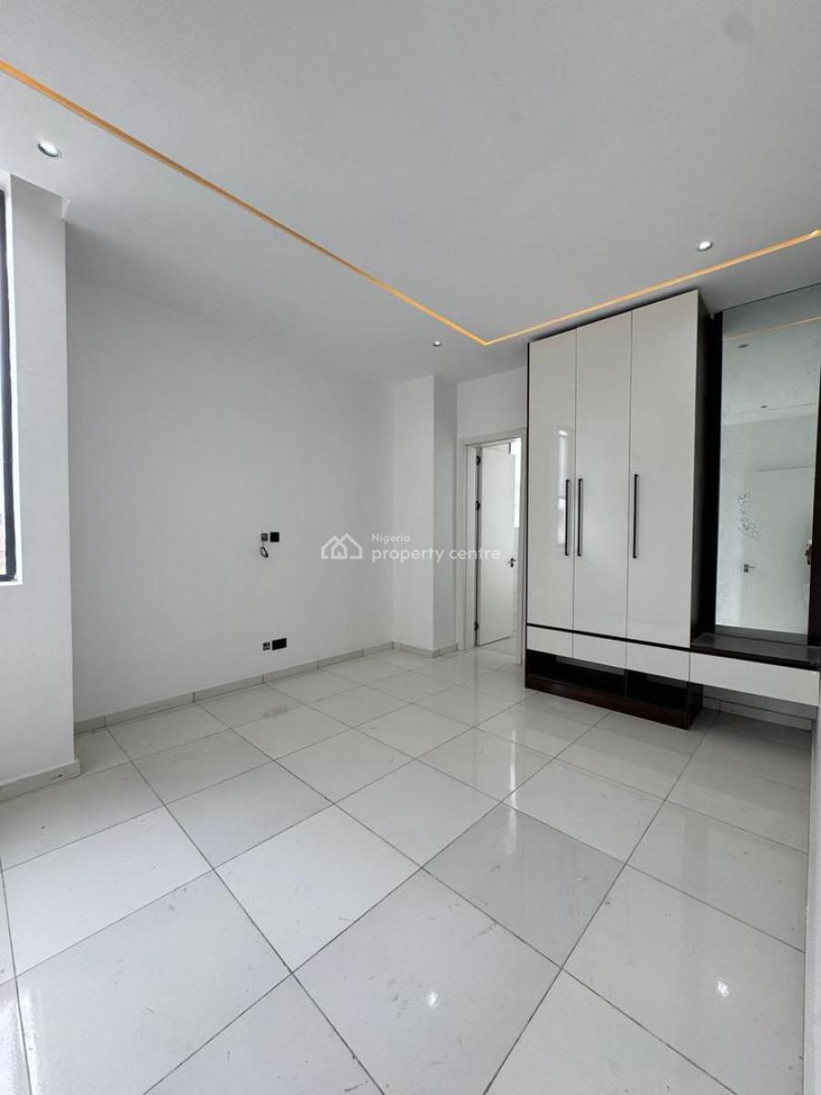 Fully Serviced 2  Bedroom Apartment with Elevator, Gym & Swimming Pool, Oniru, Victoria Island (vi), Lagos, Flat / Apartment for Sale