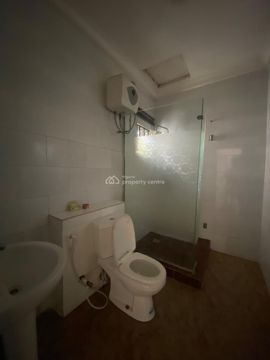 Lovely 1 Bedroom with 2 Balconies and Prepaid (upstairs), Chevron Alternative, Lekki, Lagos, Mini Flat (room and Parlour) for Rent