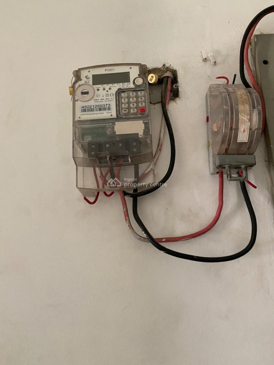 Lovely 1 Bedroom with 2 Balconies and Prepaid (upstairs), Chevron Alternative, Lekki, Lagos, Mini Flat (room and Parlour) for Rent