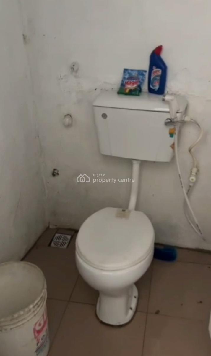 a Spacious Shop with in-built Toilet, Shomolu, Lagos, Shop for Rent