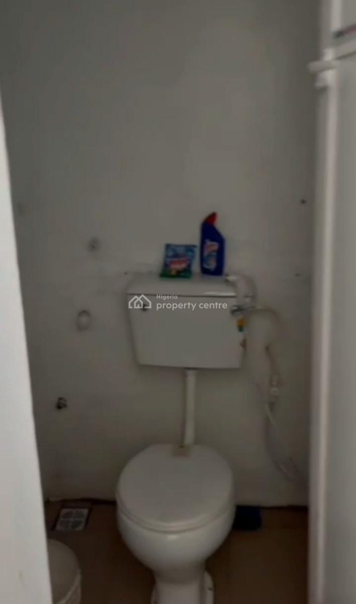 a Spacious Shop with in-built Toilet, Shomolu, Lagos, Shop for Rent
