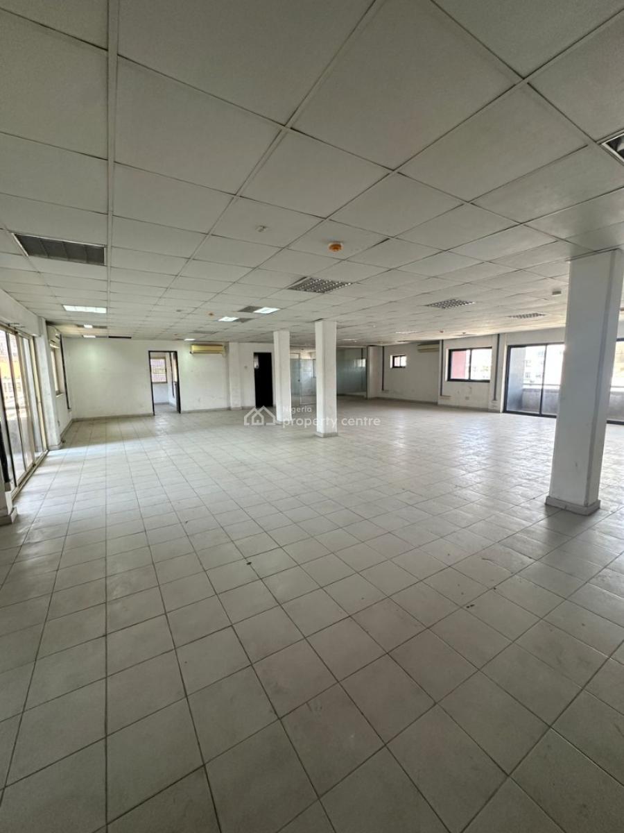 Clean Office Space Measuring 469.8 Sqm on The 3rd Floor, Victoria Island (vi), Lagos, Commercial Property for Rent
