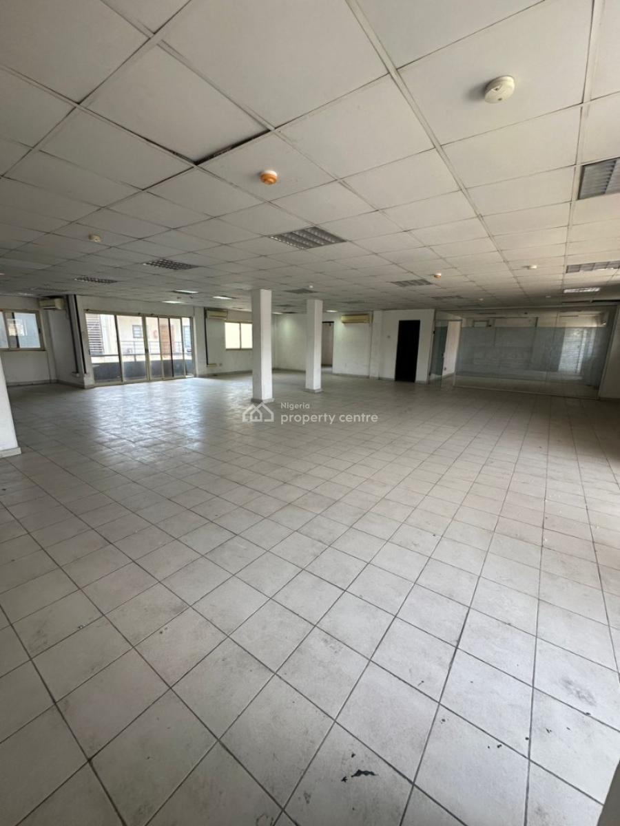 Clean Office Space Measuring 469.8 Sqm on The 3rd Floor, Victoria Island (vi), Lagos, Commercial Property for Rent