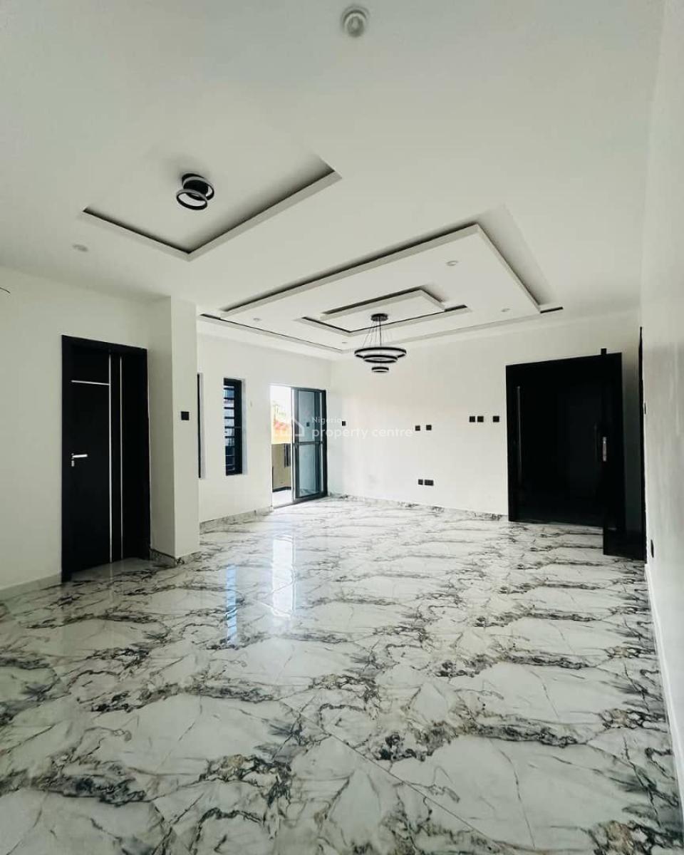 Elegant 3 Bedroom Apartment in Serene Environment, Maryland, Lagos, Flat / Apartment for Sale