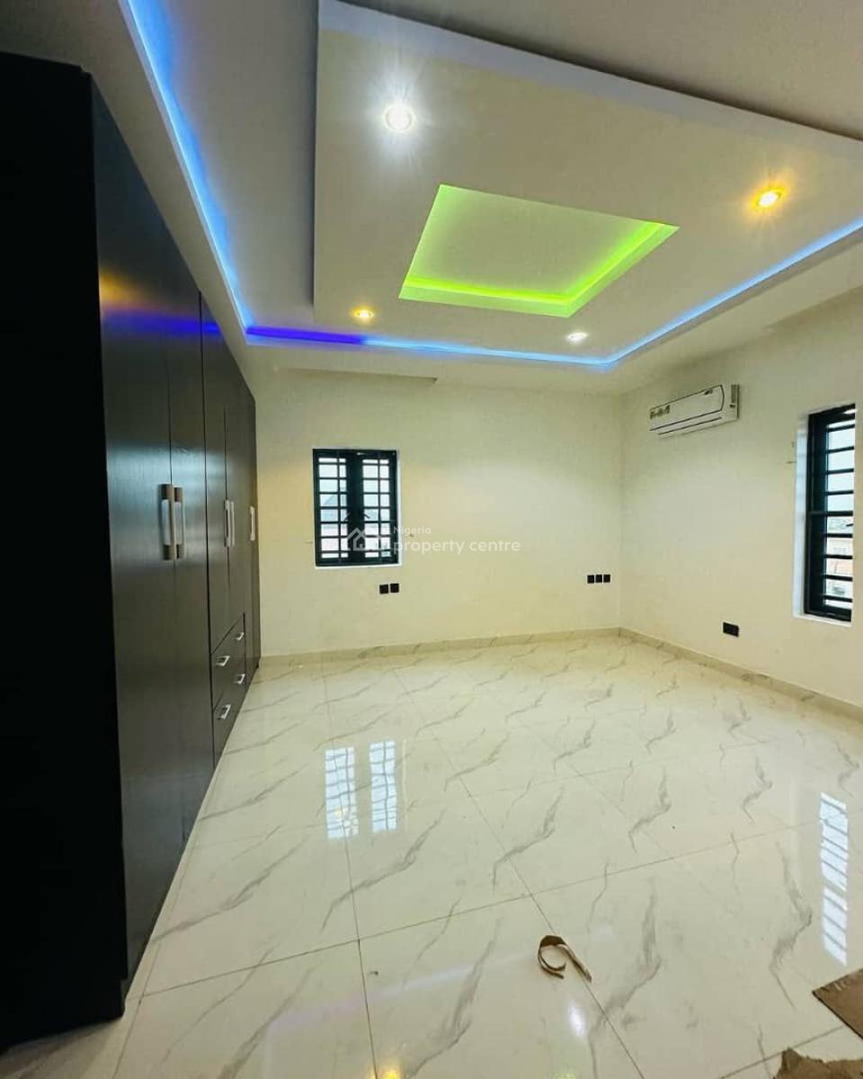 Elegant 3 Bedroom Apartment in Serene Environment, Maryland, Lagos, Flat / Apartment for Sale