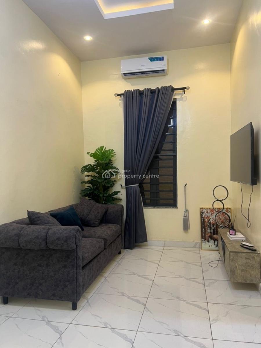 2 Bedroom Apartment (upstairs), Ikota Villa Estate, Ikota, Lekki, Lagos, Flat / Apartment for Rent