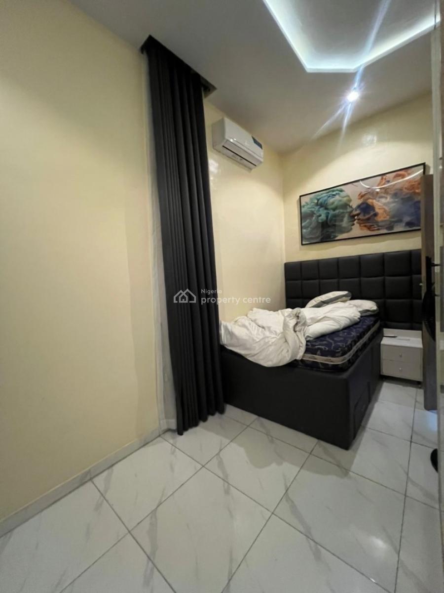 2 Bedroom Apartment (upstairs), Ikota Villa Estate, Ikota, Lekki, Lagos, Flat / Apartment for Rent