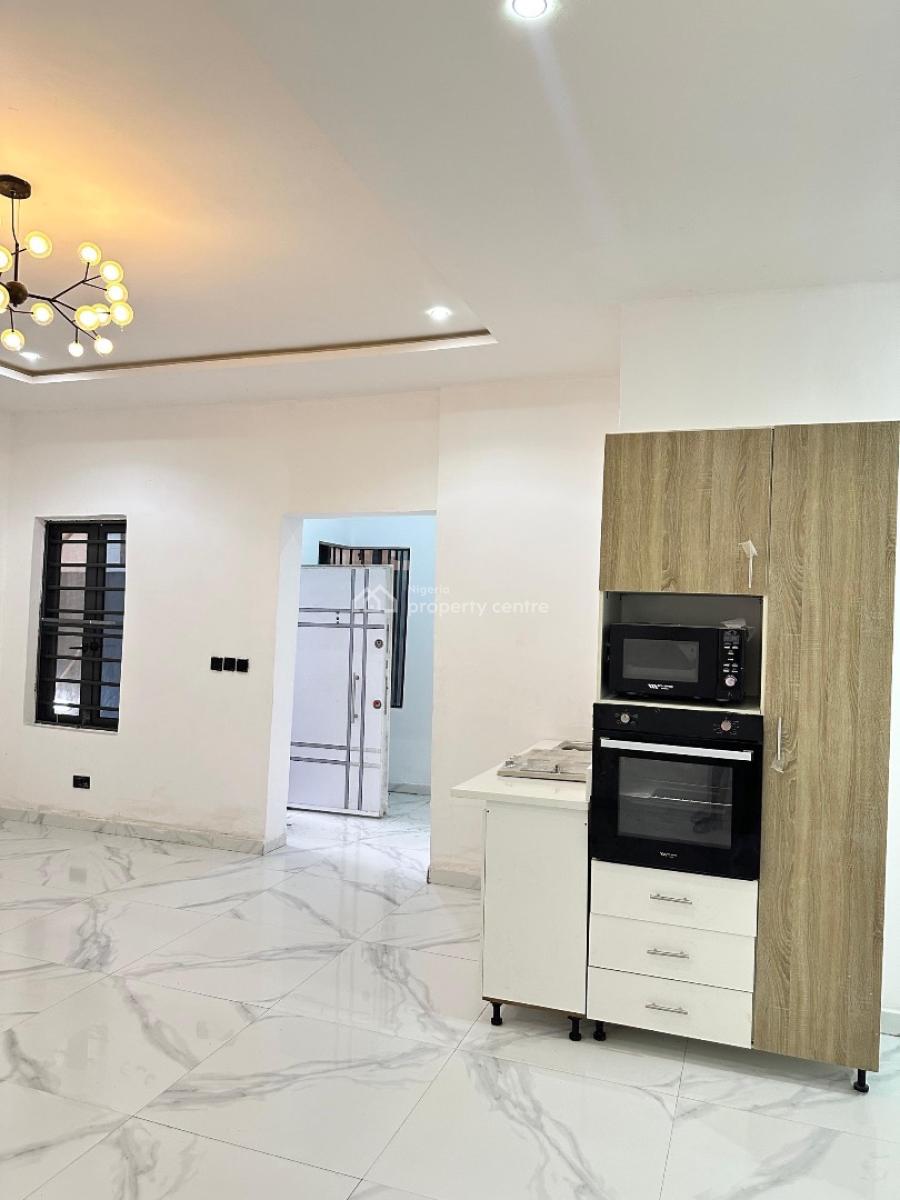 Beautiful & Spacious Studio Apartment, Royal Pine Estate, Orchid Road, Lekki, Lagos, Flat / Apartment for Rent
