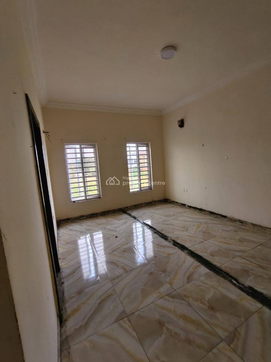 Sharp 2 Bedrooms Apartment with Bq, Scheme 2, Ajah, Lagos, Flat / Apartment for Rent