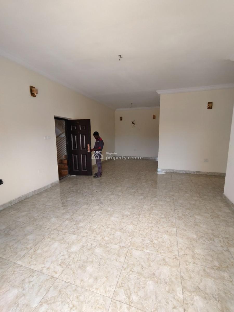 Sharp 2 Bedrooms Apartment with Bq, Scheme 2, Ajah, Lagos, Flat / Apartment for Rent