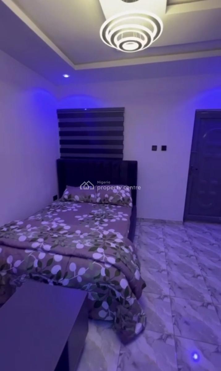 a Room Self Contain Apartment, Ladilak Off Pedro Road, Pedro, Gbagada, Lagos, Self Contain (single Rooms) Short Let