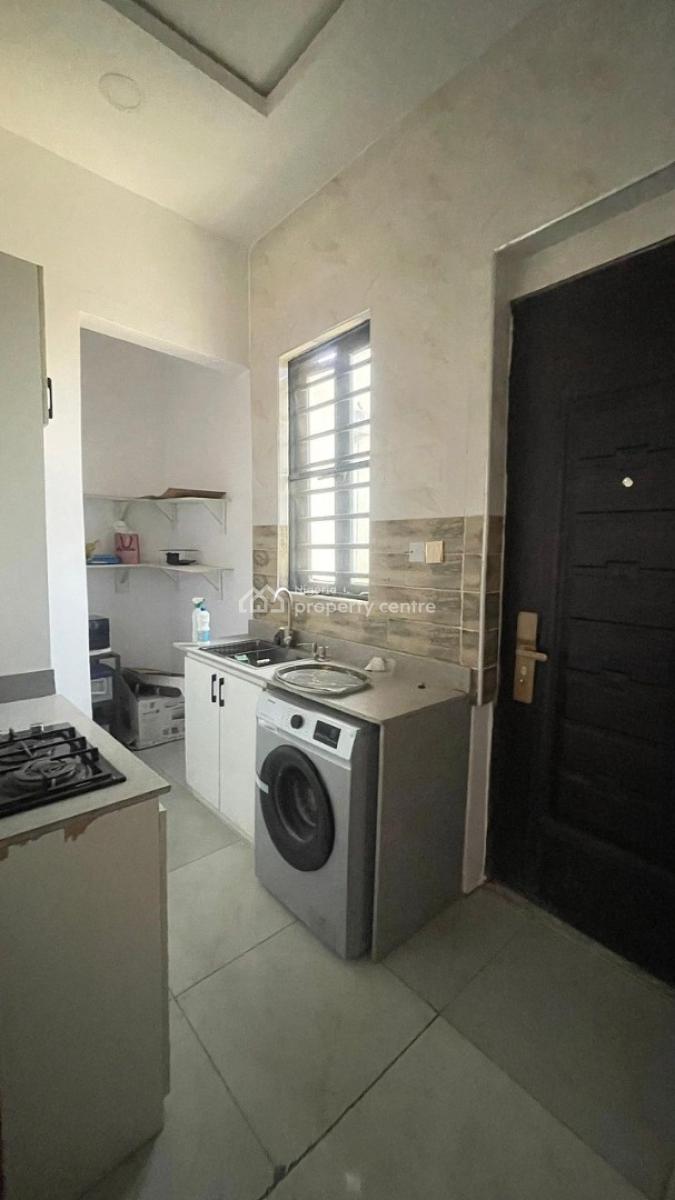 1 Bedroom Apartment + Inverter + Gym + Pool, Agungi, Lekki, Lagos, Mini Flat (room and Parlour) for Rent