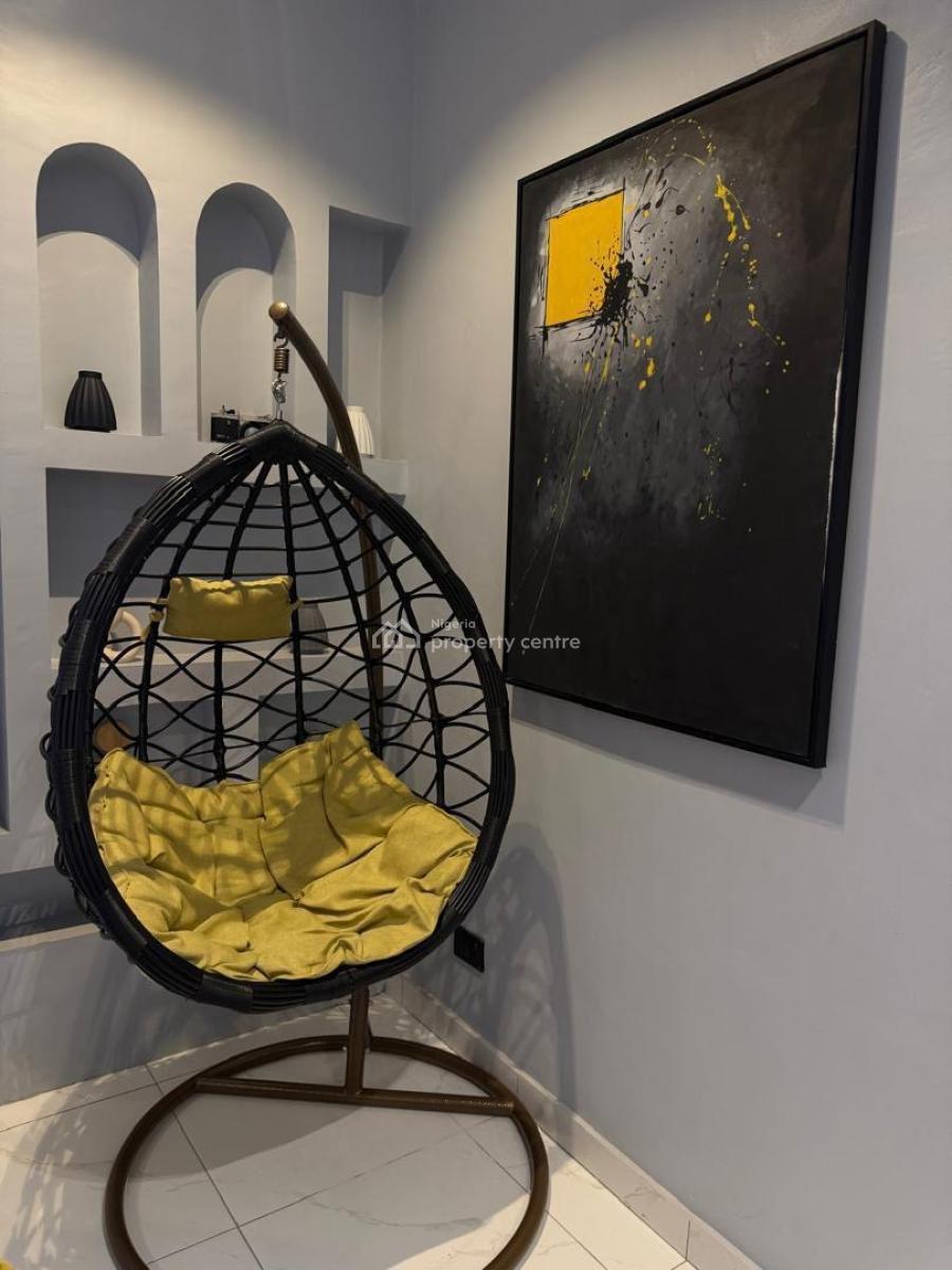 Beautiful Two Bedroom Apartment with Luxury Finishes Inbuilt Bluetooth, Lekki Phase 1, Lekki, Lagos, Flat / Apartment Short Let