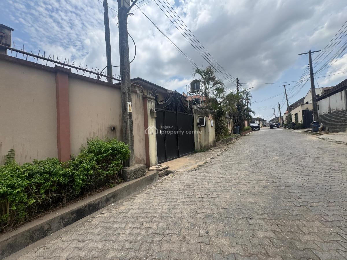 Well Maintained Block of Flat in an Estate, Ojodu Berger, Ojodu, Lagos, Block of Flats for Sale