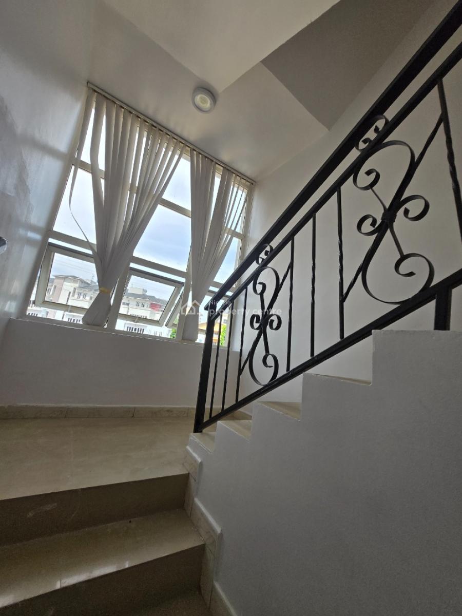 Standard 4-bedroom Terrace with Mini Flat on Ground Floor, Along  Yusuf Abiodun Oniru, Oniru, Victoria Island (vi), Lagos, Terraced Duplex for Rent