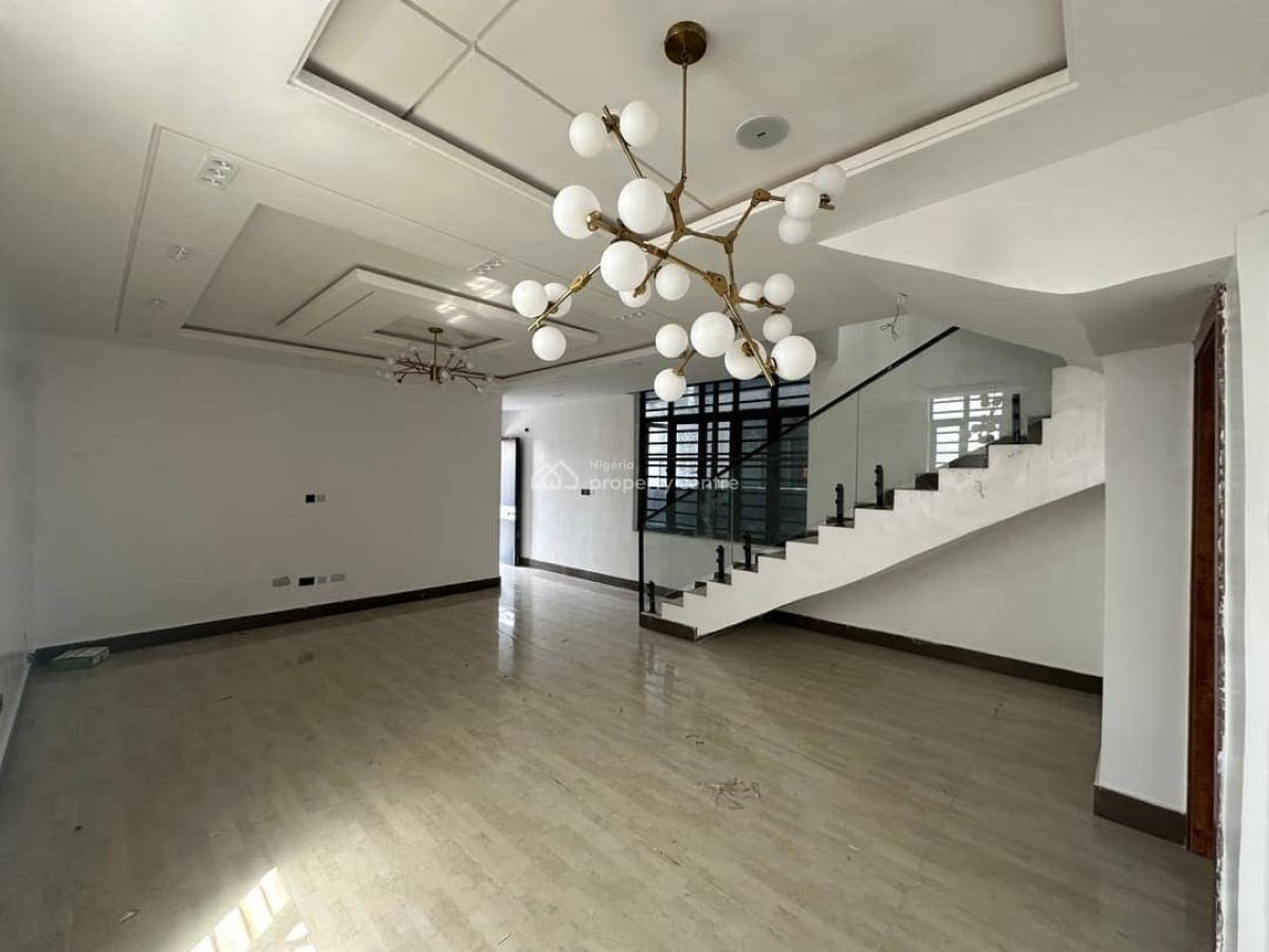 5 Bedroom Fully Detached Self Compound, Lekki Phase 1, Lekki, Lagos, Detached Duplex for Rent