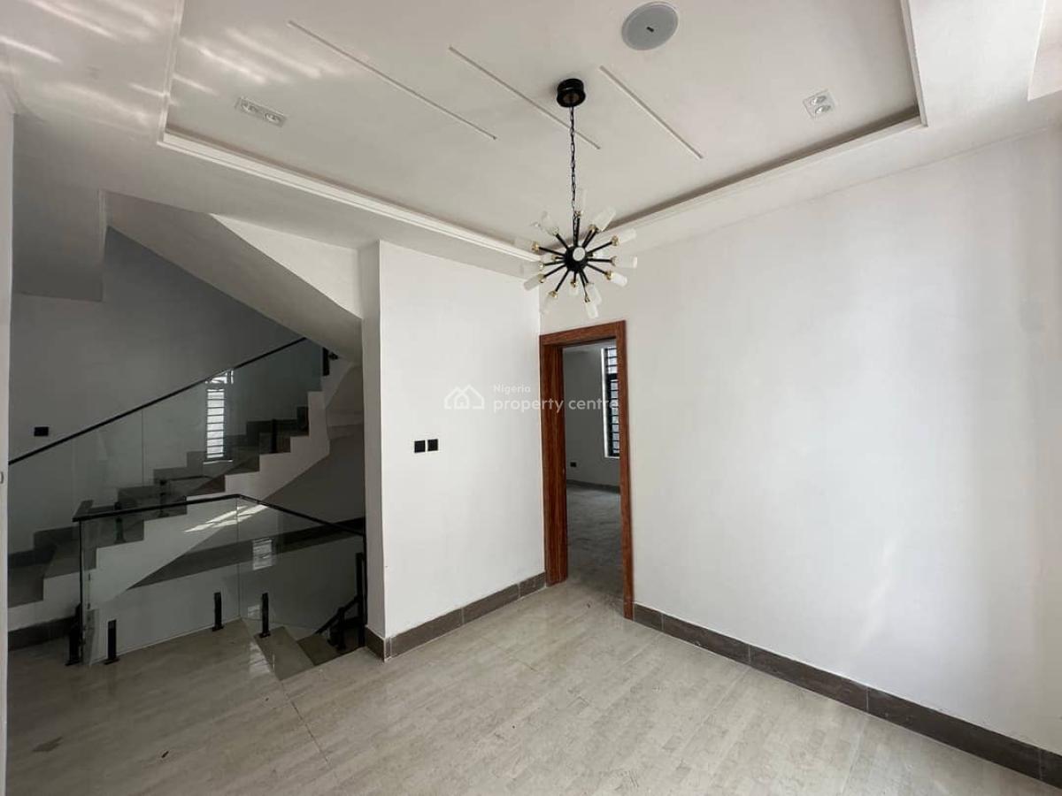 5 Bedroom Fully Detached Self Compound, Lekki Phase 1, Lekki, Lagos, Detached Duplex for Rent