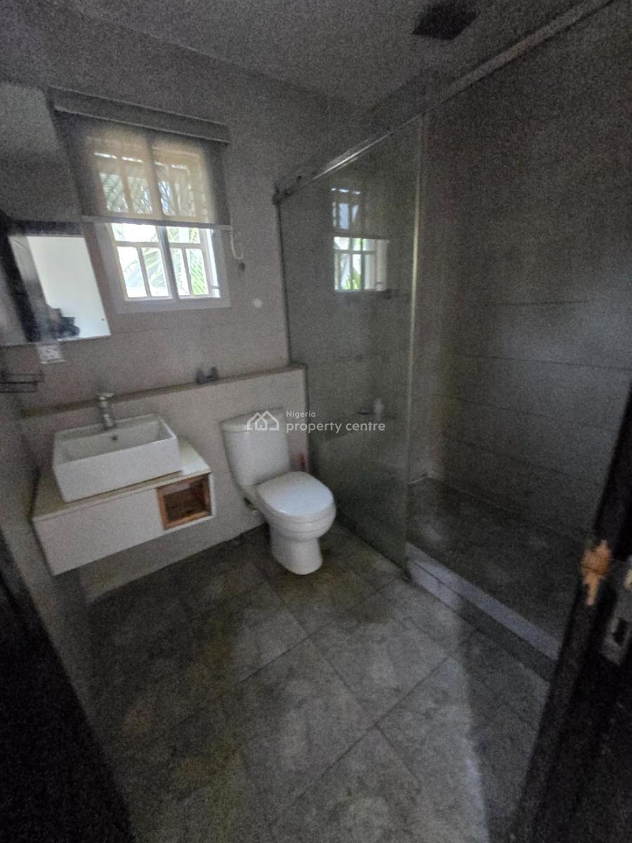 Standard 3bedroom Duplex and Bq  with Big Family Lounge Within Dideolu, Off Ligali Street, Victoria Island (vi), Lagos, Terraced Bungalow for Rent