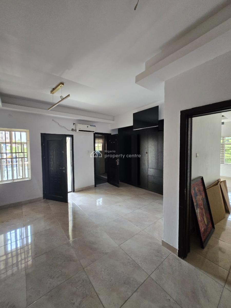 Standard 3bedroom Duplex and Bq  with Big Family Lounge Within Dideolu, Off Ligali Street, Victoria Island (vi), Lagos, Terraced Bungalow for Rent