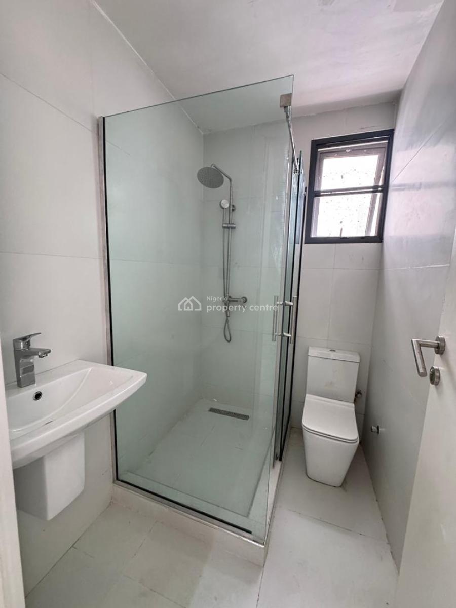 Luxury Living at Its Finest: Newly Built with Elevator and 24/7 Power, Lekki Phase 1, Lekki, Lagos, Flat / Apartment for Rent