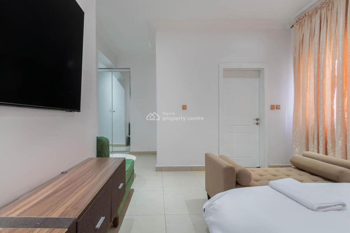 1 Bedroom Luxury Apartment, Lekki Phase 1, Lekki, Lagos, Flat / Apartment Short Let