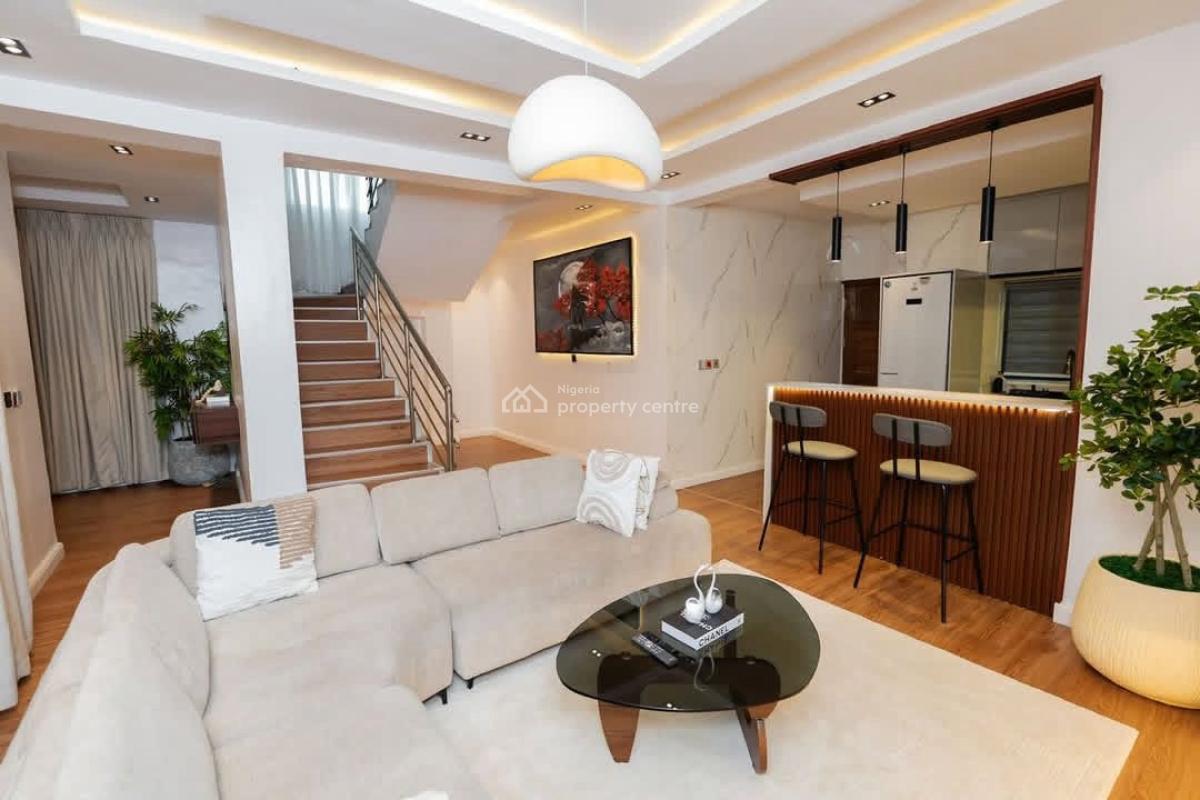 Stunning 2 Bedroom Maisonette with Top Notch Amenities Available From, Lekki Phase 1, Lekki, Lagos, Flat / Apartment Short Let