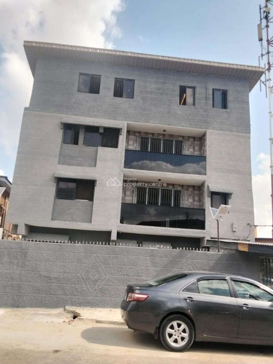Newly Y3 Units 3 Bedroom Flat with a Mini Flat, Mended Maryland Lagos, Mende, Maryland, Lagos, Flat / Apartment for Rent