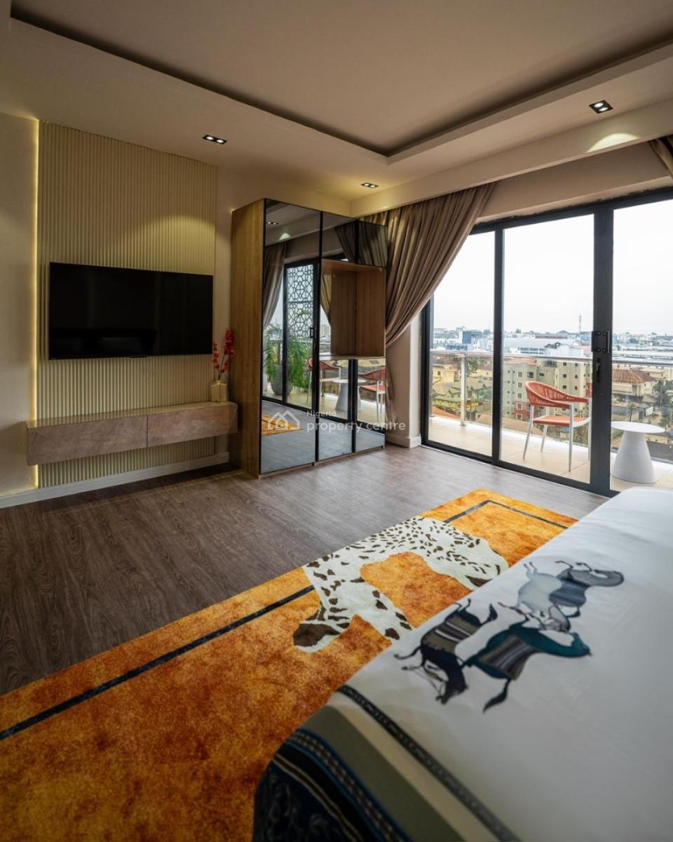 Stunning 2 Bedroom Maisonette with Top Notch Amenities Available From, Lekki Phase 1, Lekki, Lagos, Flat / Apartment Short Let