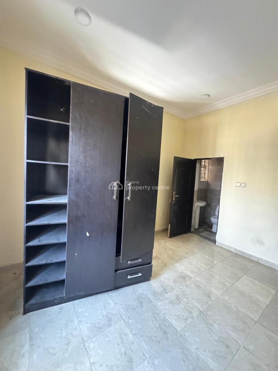 2 Bedroom Apartment, Lekki Phase 1, Lekki, Lagos, Flat / Apartment for Rent