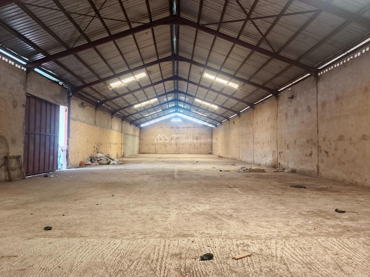 1000sqm Warehouse in a Specious Compound, Isolo Industrial Area, Isolo, Lagos, Warehouse for Rent