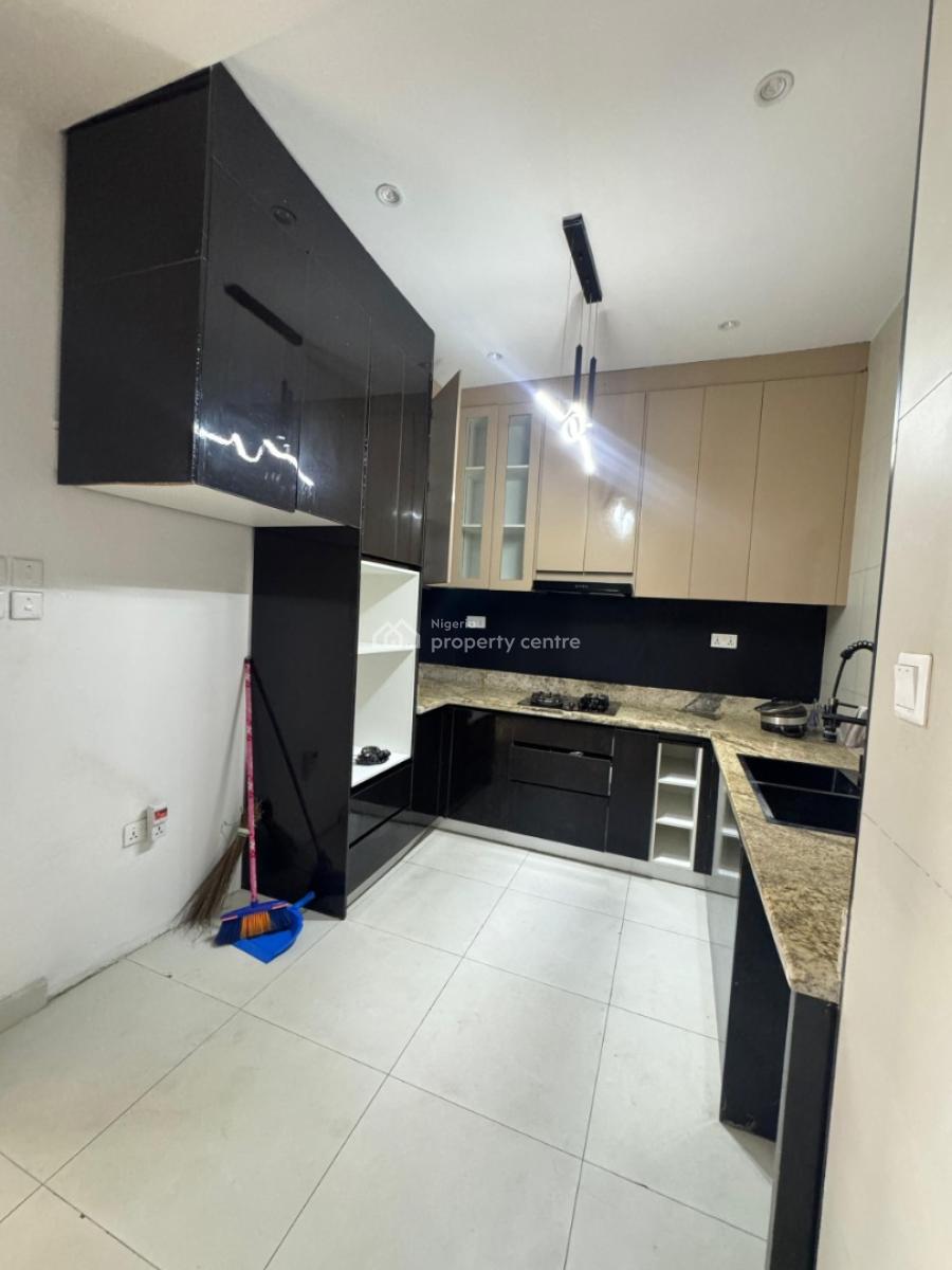 3 Bedroom Terrace with Bq, Ologolo Lekki Lagos, Ologolo, Lekki, Lagos, Terraced Duplex for Rent