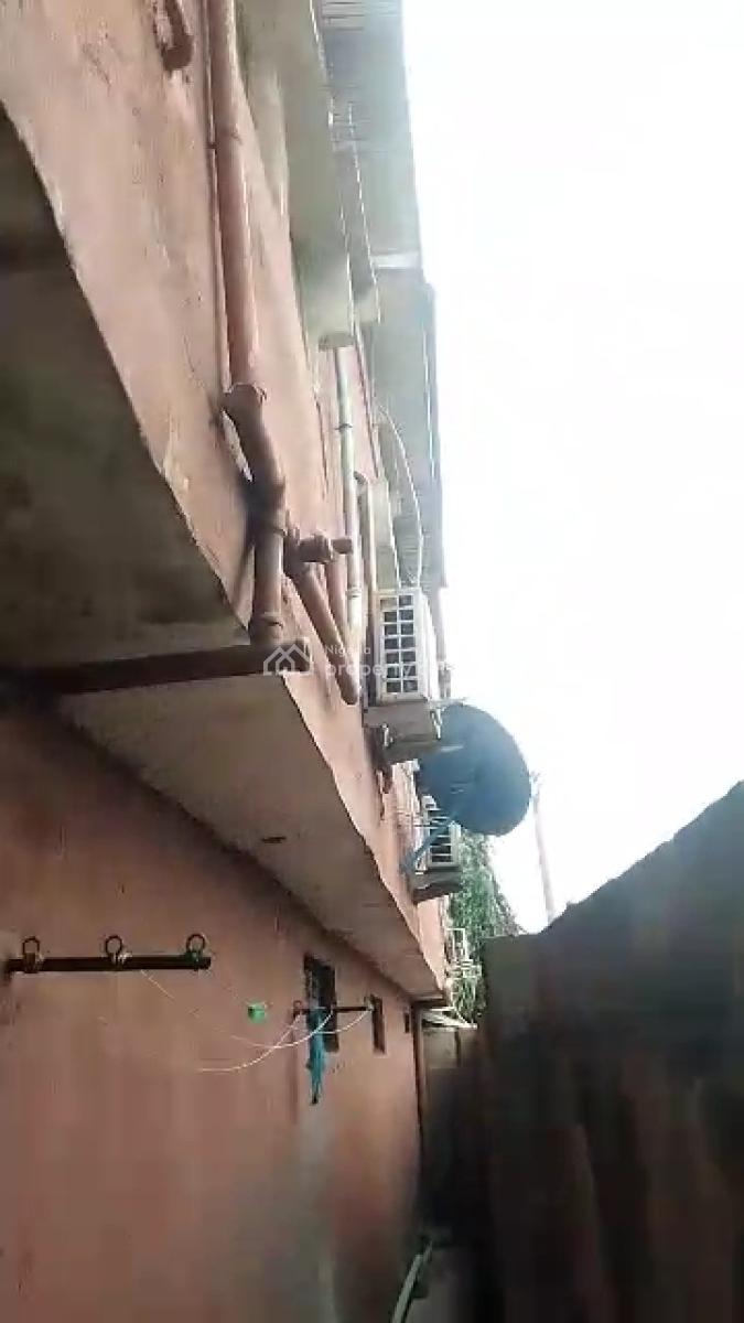 Prime Commercial Building, Agege Motor Road, Mushin, Lagos, Plaza / Complex / Mall for Sale