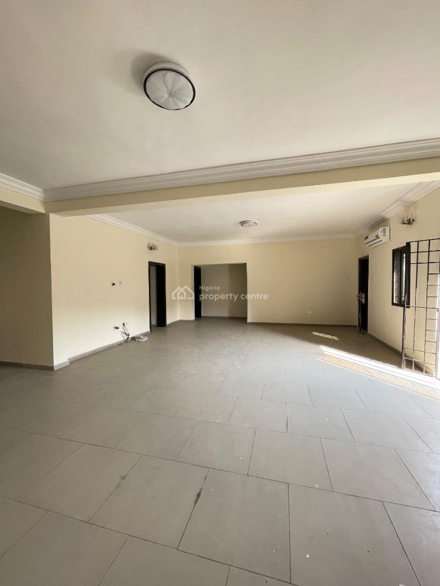 High  End 3 Bedroom Flat with Bq and Pool, Lekki Phase 1, Lekki, Lagos, Flat / Apartment for Rent