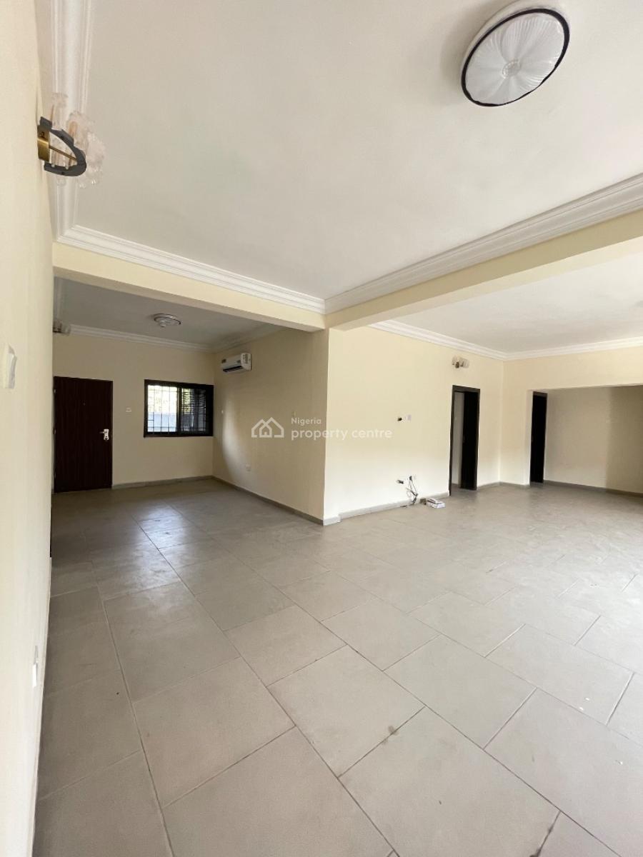 High  End 3 Bedroom Flat with Bq and Pool, Lekki Phase 1, Lekki, Lagos, Flat / Apartment for Rent