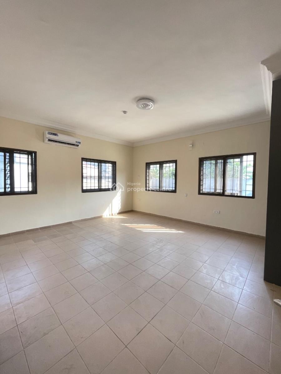High  End 3 Bedroom Flat with Bq and Pool, Lekki Phase 1, Lekki, Lagos, Flat / Apartment for Rent