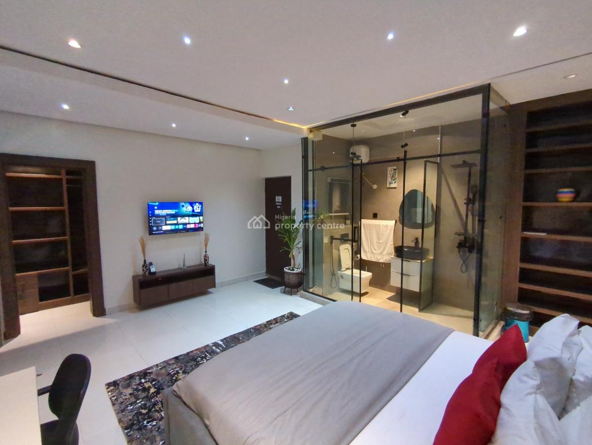 Executive 3 Bedrooms with Authentic Art, 267 Se Asebe Street, Mabushi, Abuja, Flat / Apartment Short Let